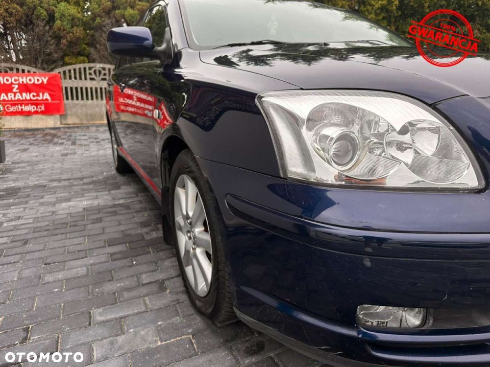 Toyota Avensis - 28