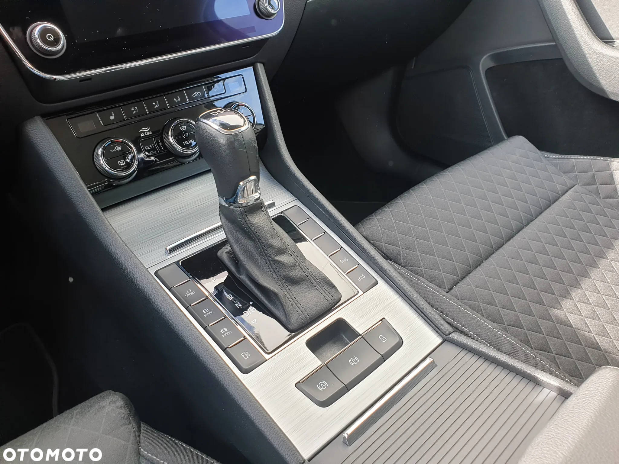 Skoda Superb 1.4 TSI Plug-In Hybrid Style DSG - 8