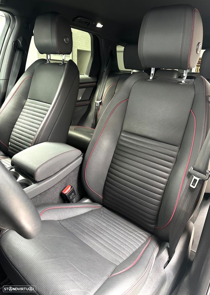 Land Rover Discovery Sport 1.5 I3 P300e AWD R-Dynamic S - 14