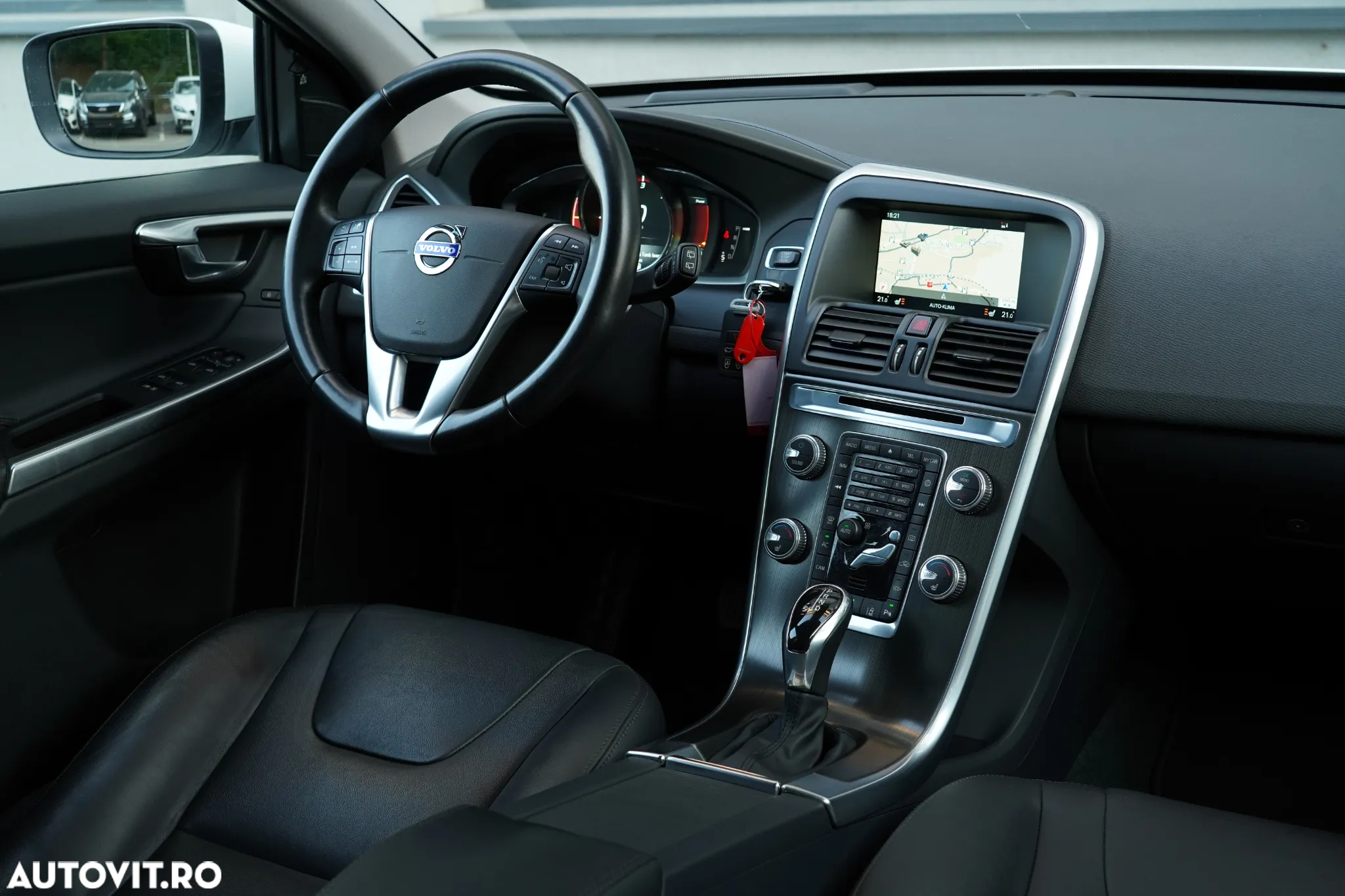 Volvo XC 60 D4 Geartronic Summum - 10