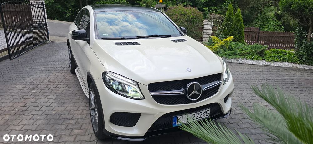 Mercedes-Benz GLE - 27