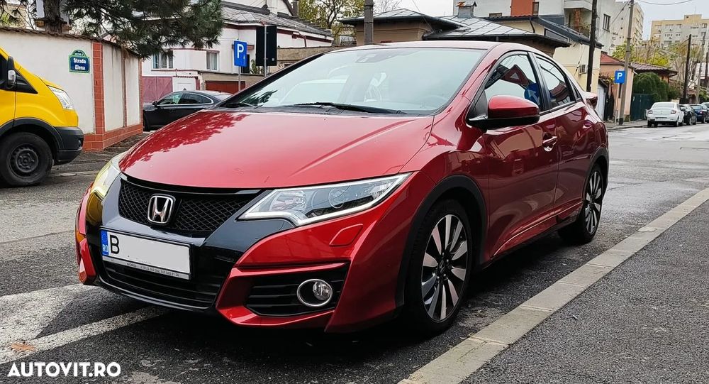 Honda Civic 1.6 i-DTEC MT Elegance - 1