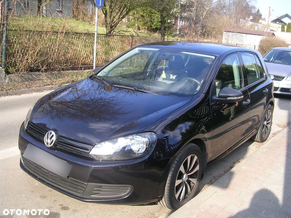 Volkswagen Golf - 10
