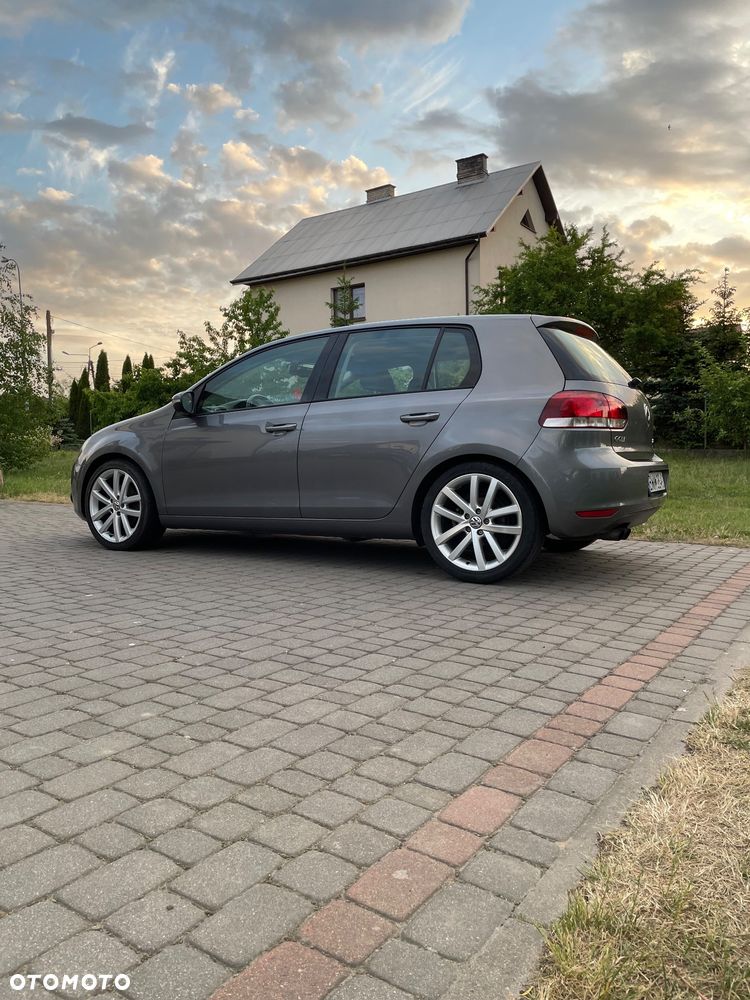 Volkswagen Golf 2.0 TDI Highline - 2
