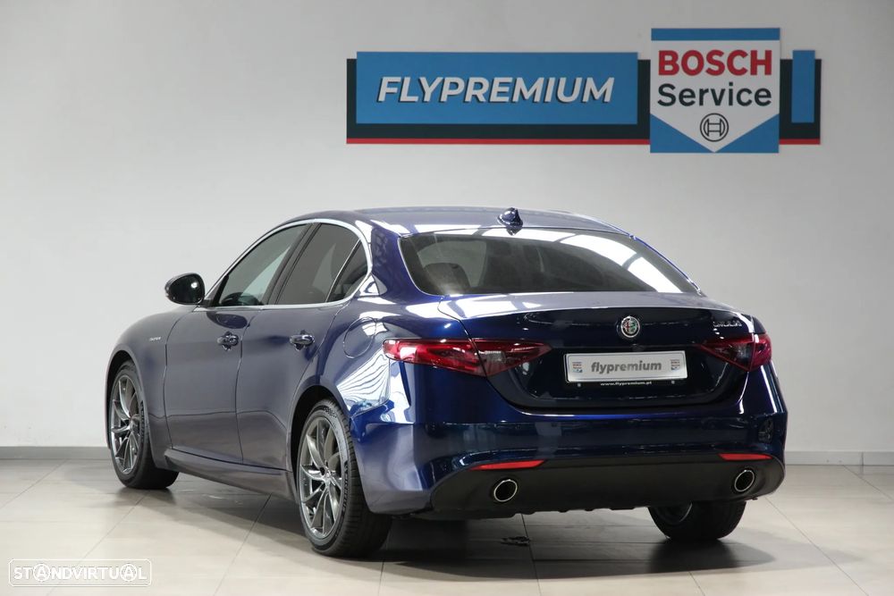 Alfa Romeo Giulia 2.2 D Super AT8 - 6