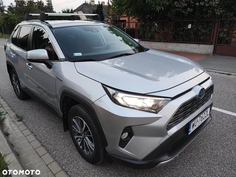 Toyota RAV4 - 10