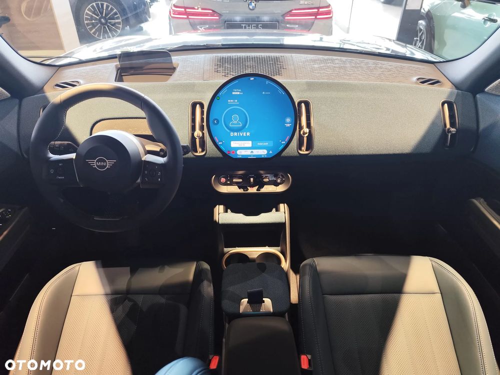 MINI Countryman S ALL4 mHEV Linia Favoured - 17