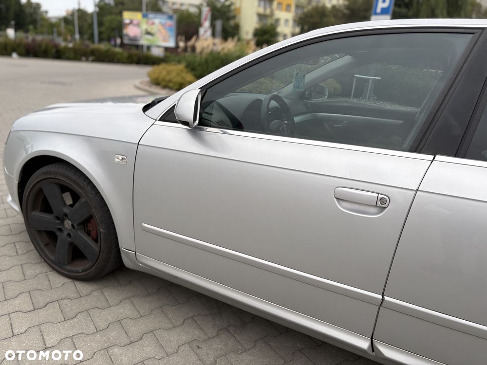 Audi A4 Limousine - 31