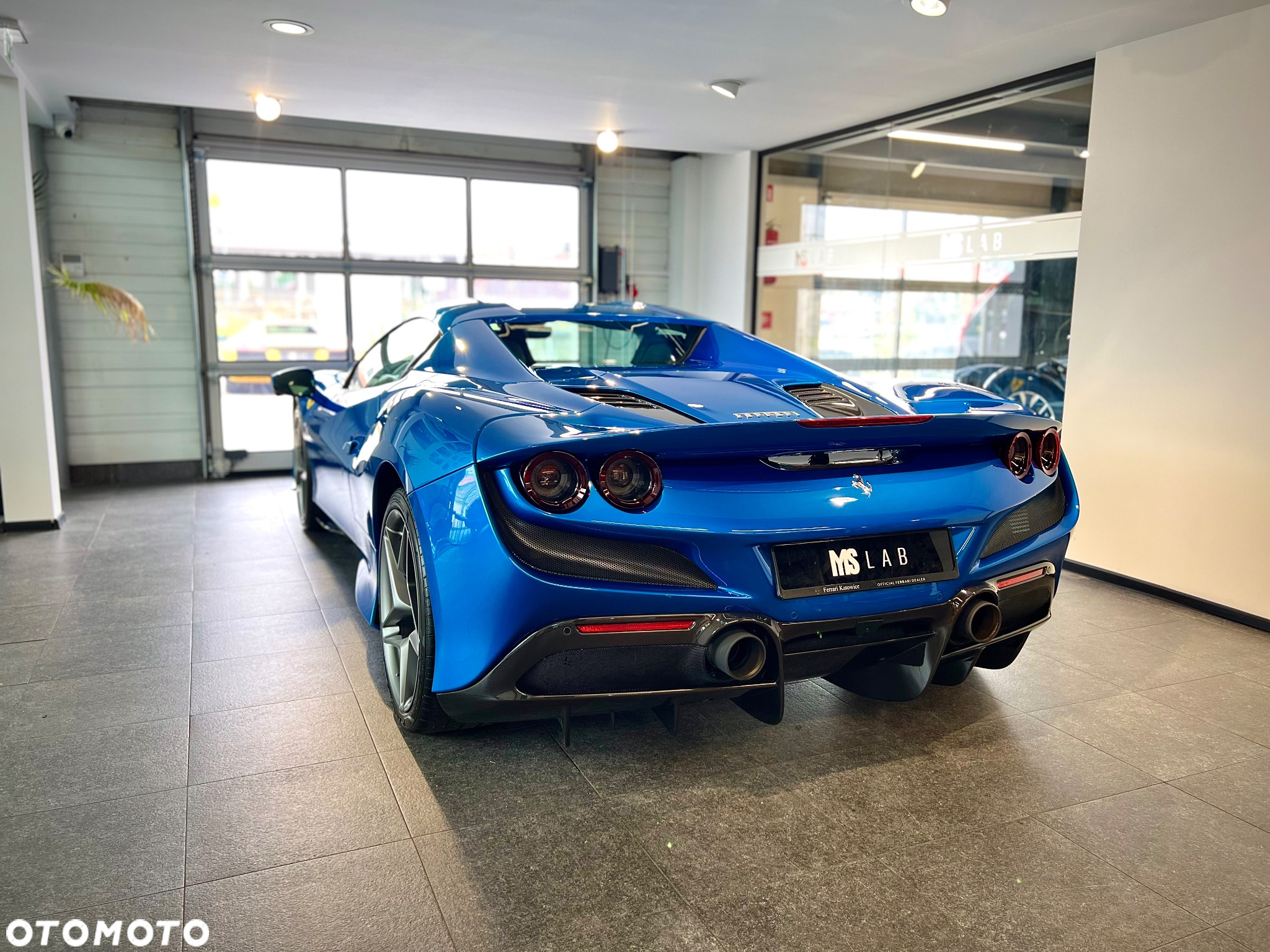 Ferrari F8 Spider - 3