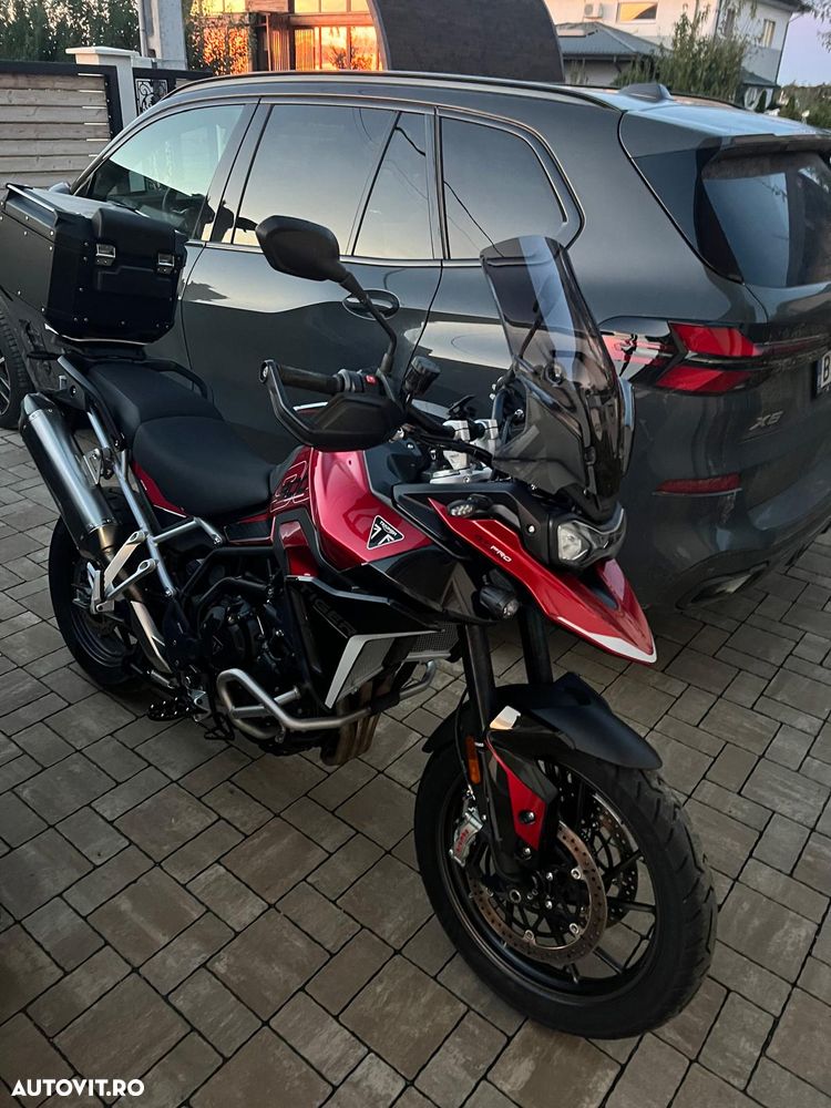 Triumph Tiger 900 - 5