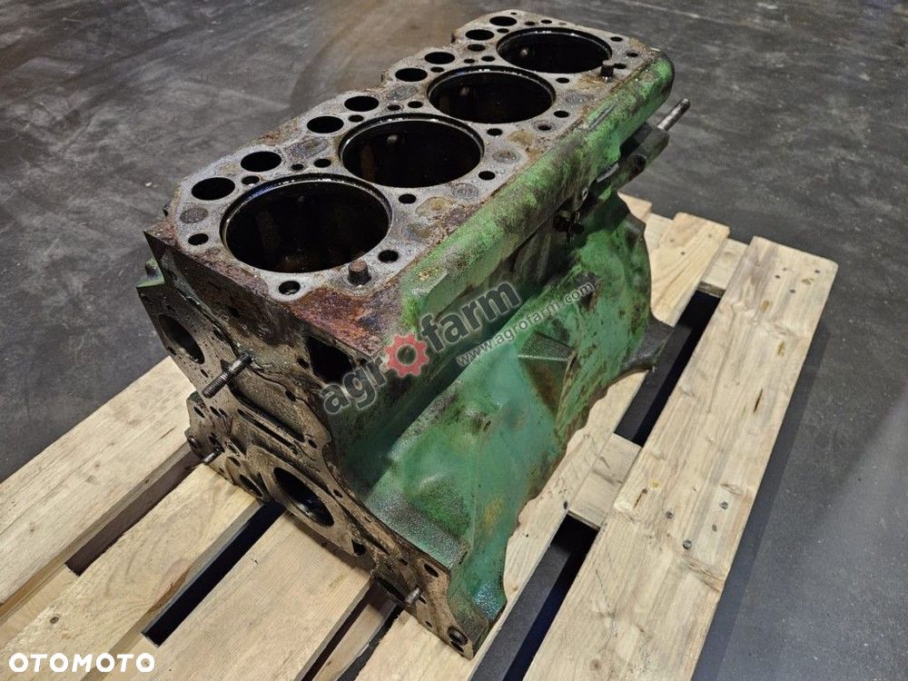 Blok silnika John Deere 1640, 1840, 2140 - 1