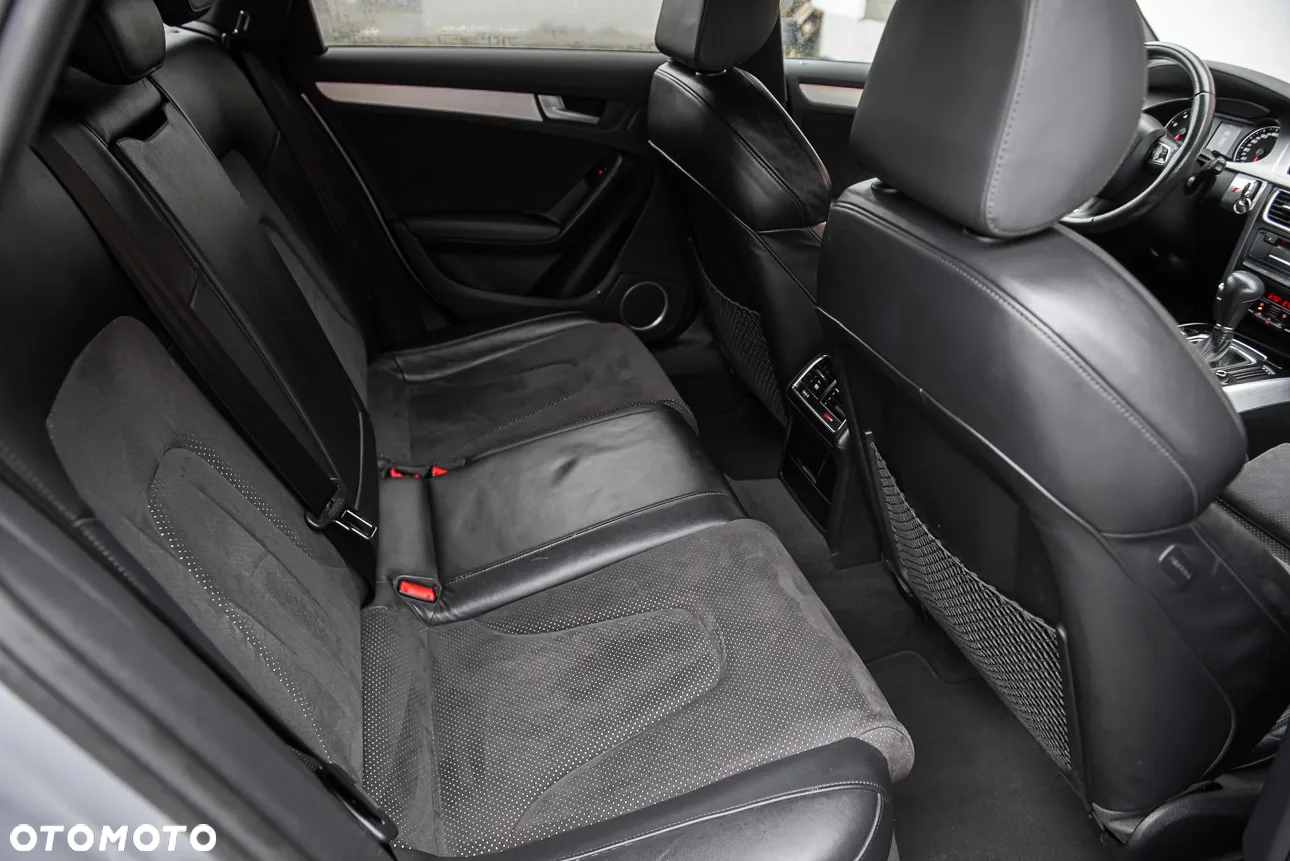 Audi A4 2.0 TFSI Quattro Line S tronic - 31