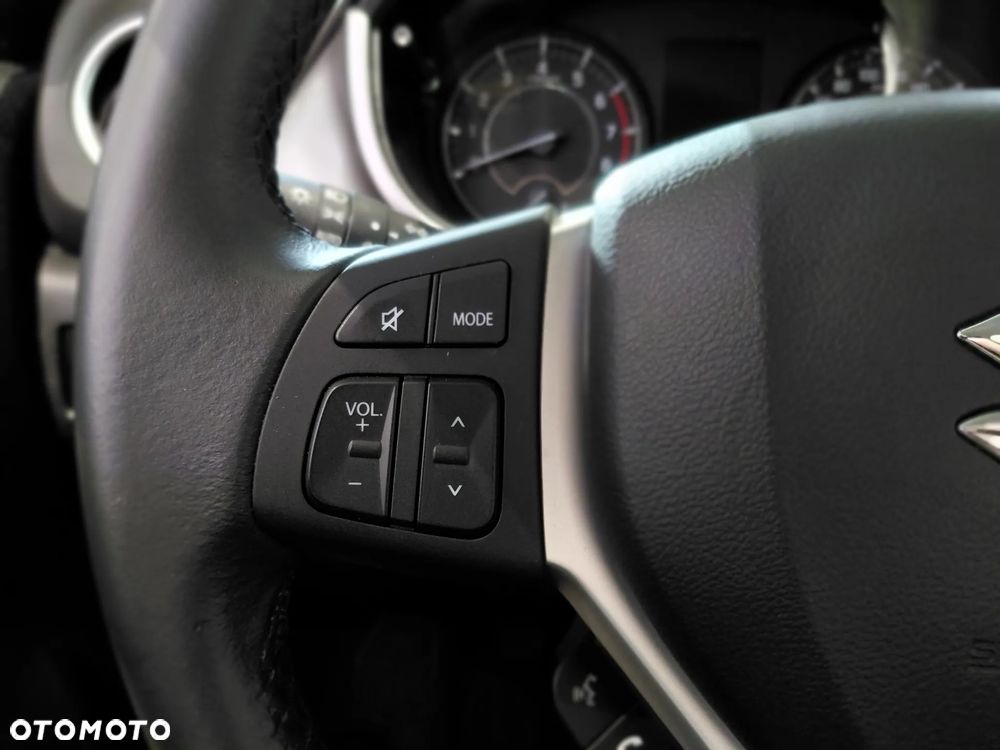 Suzuki Vitara 1.4 Boosterjet Premium 4WD - 14