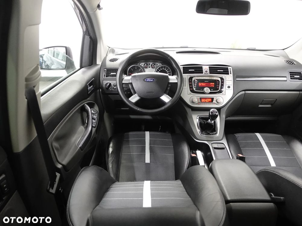 Ford Kuga - 29