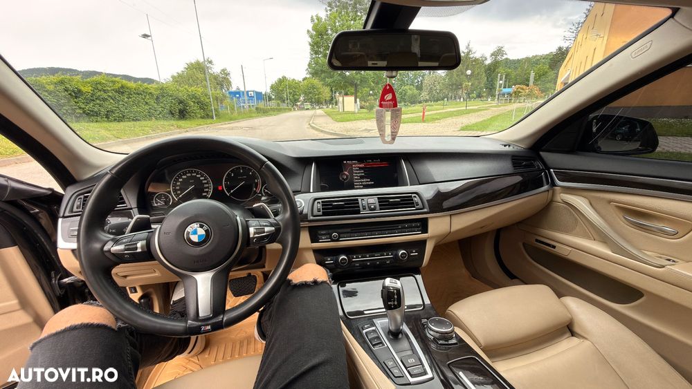 BMW Seria 5 525d xDrive AT - 10
