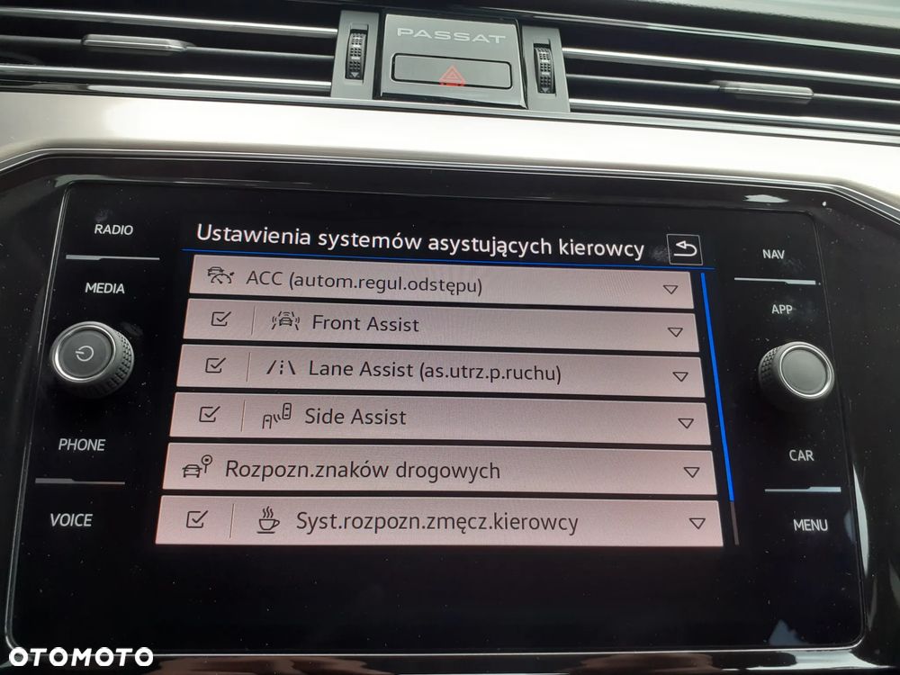 Volkswagen Passat 2.0 TSI Elegance DSG - 19
