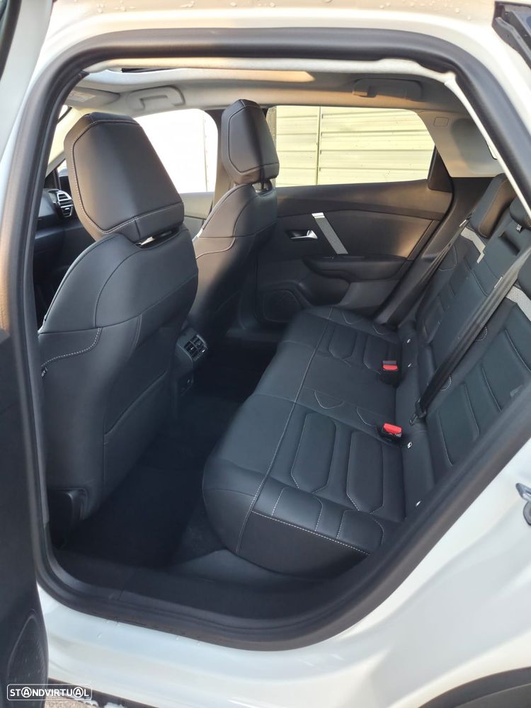 Citroën e-C4 X Shine - 9