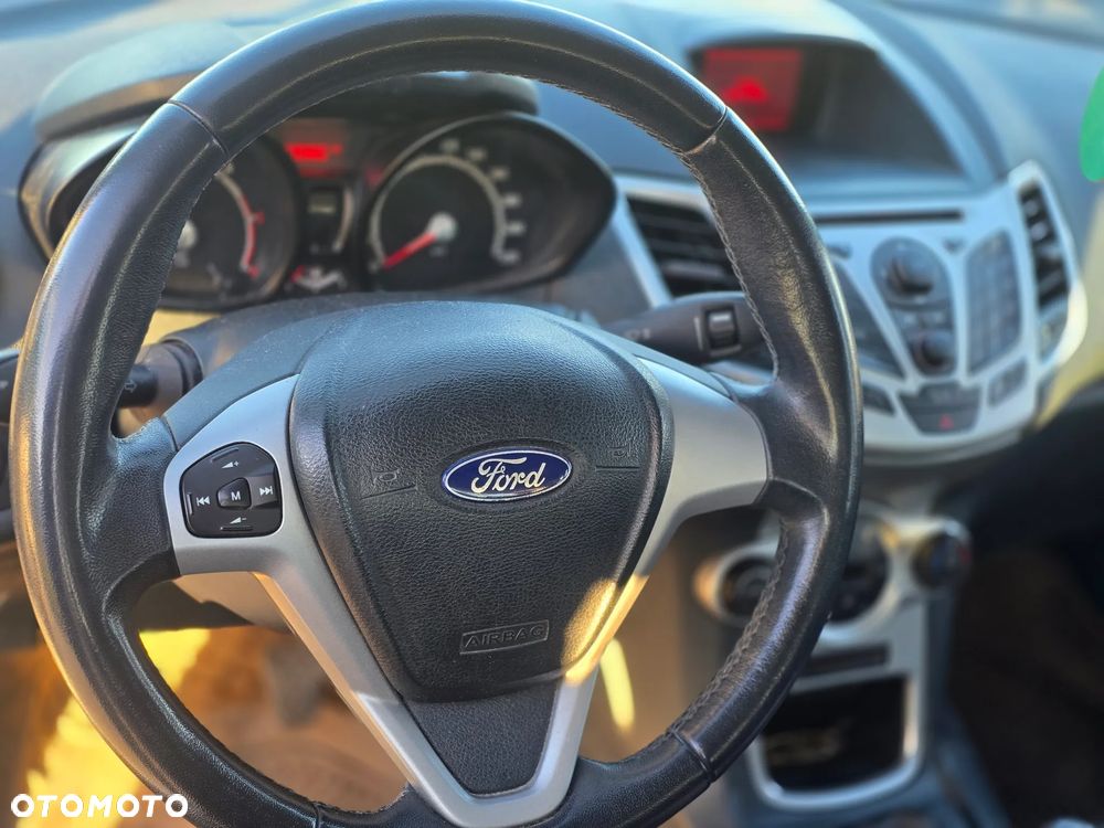 Ford Fiesta - 1