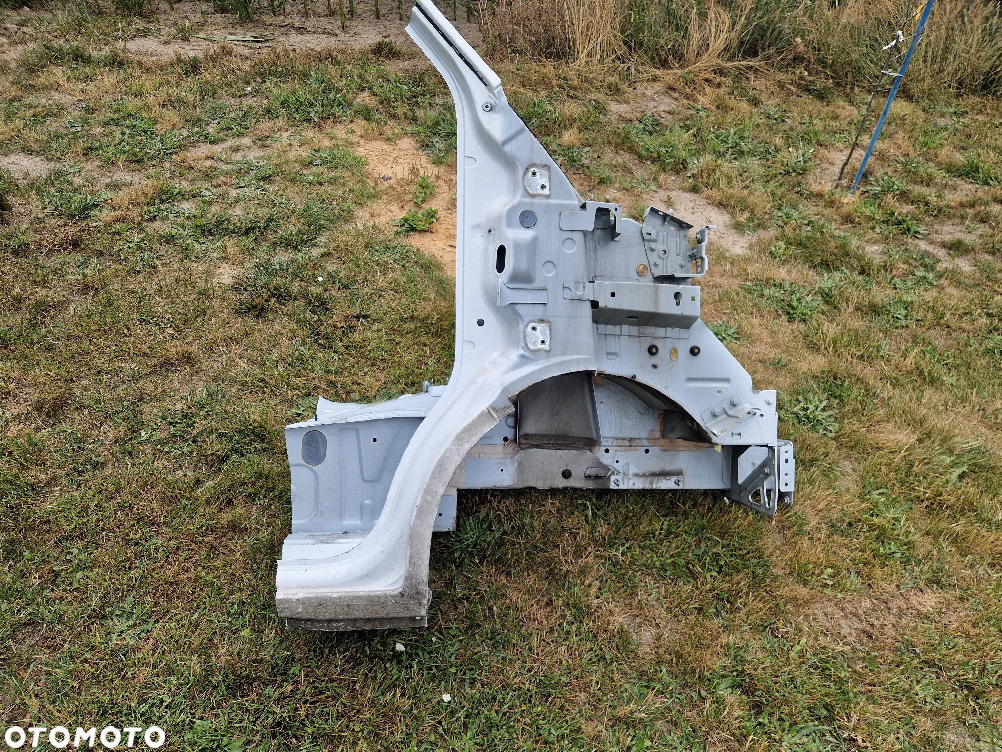 PODŁUŻNICA LEWA PRAWA RENAULT MASTER IV - 8