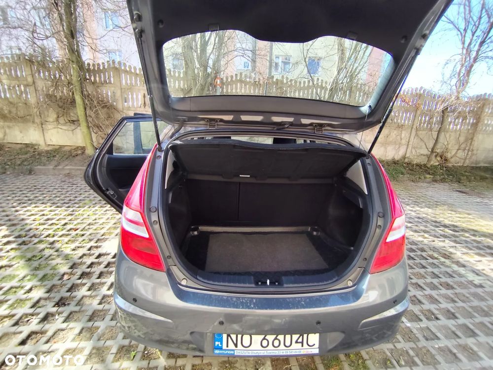 Hyundai i30 1.4 Comfort - 8