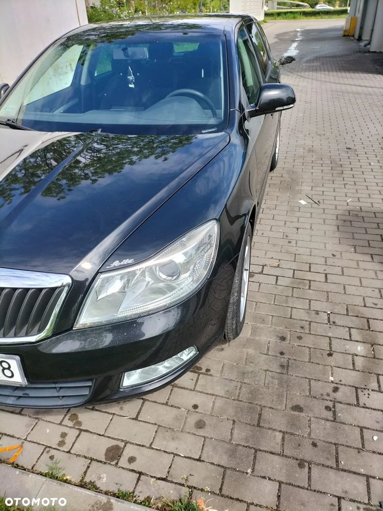 Skoda Octavia 1.9 TDI DPF Ambiente - 1