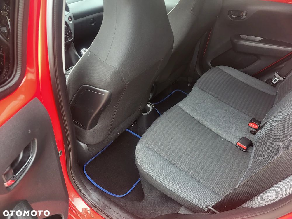 Toyota Aygo 1.0 VVT-i Color Edition - 12