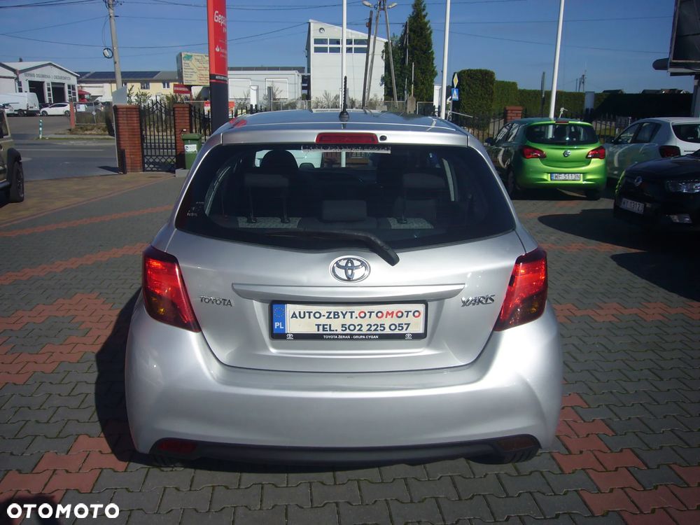 Toyota Yaris 1.33 Active - 8