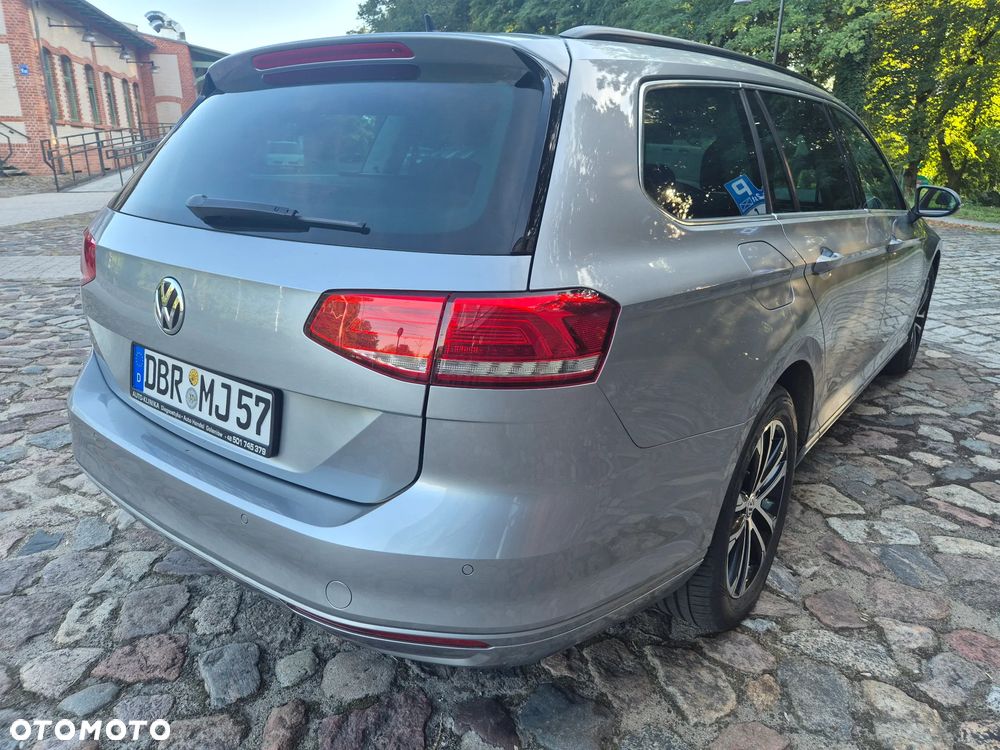 Volkswagen Passat Variant 2.0 TDI (BlueMotion Technology) Comfortline - 3
