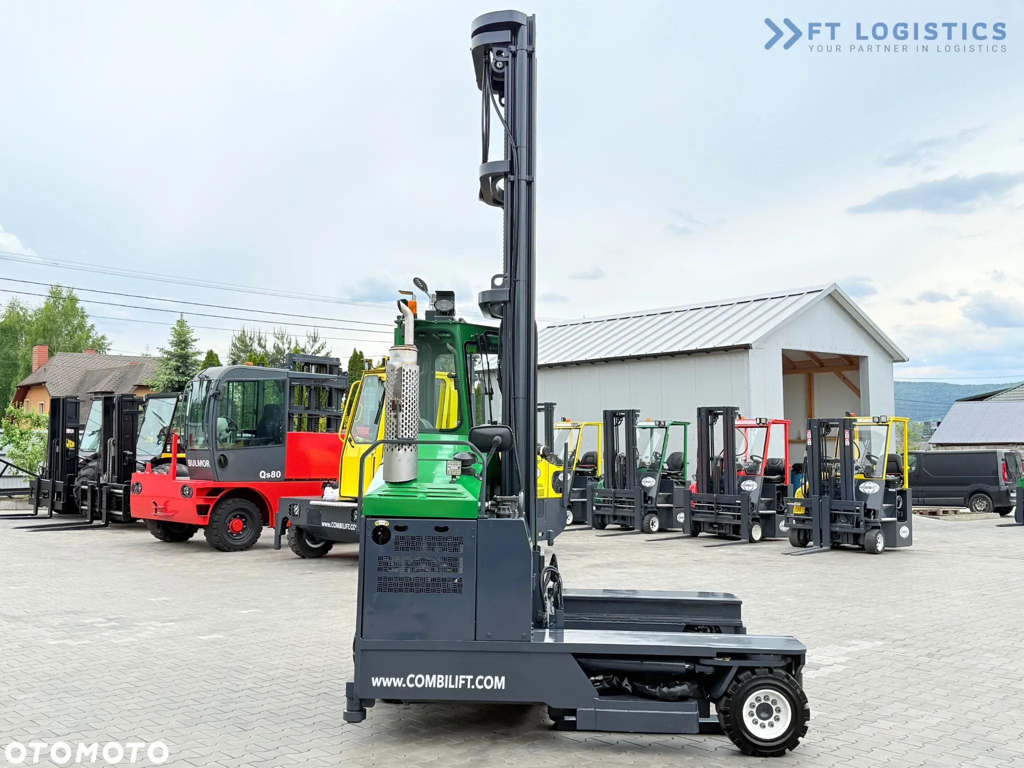 Combilift C4000 / TRIPLEX / 9300MM /  DUŻY WYBÓR WÓZKÓW CZTEROKIERUNKOWYCH / WOLNY SKOK / POZYCJONER / GAZ / KABINA / JAK NOWY - 8