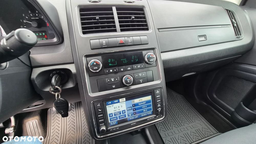 Dodge Journey - 17