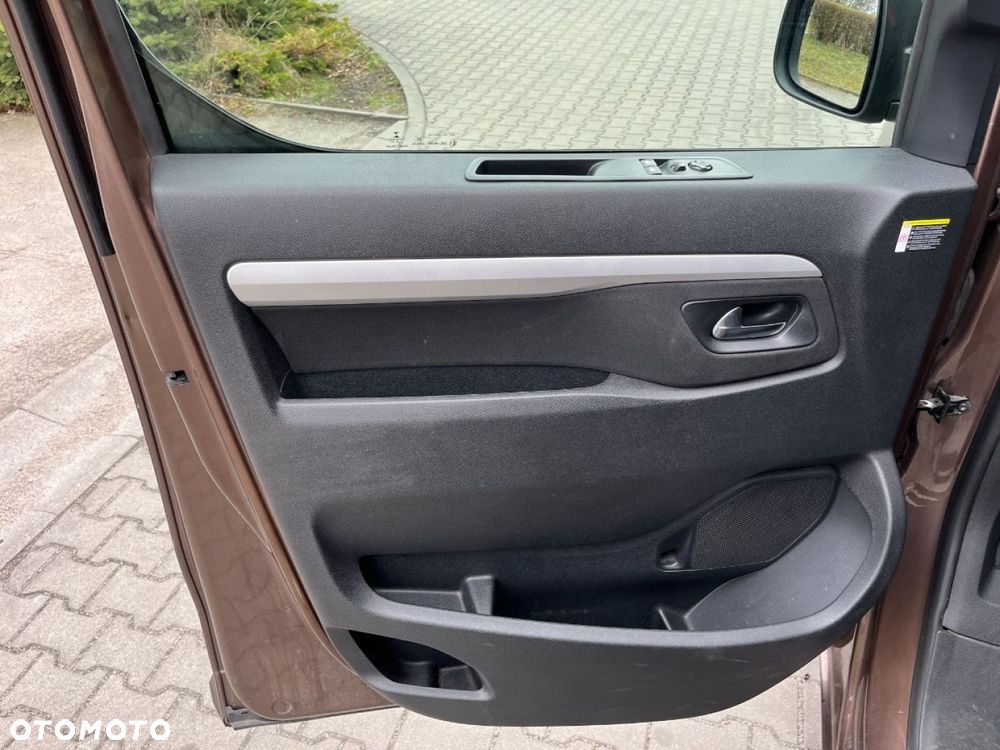 Toyota Proace Verso 2,0-l-D-4D L2 (8-Si.) Autm Club - 23