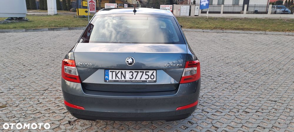 Skoda Octavia 2.0 TDI Style - 14