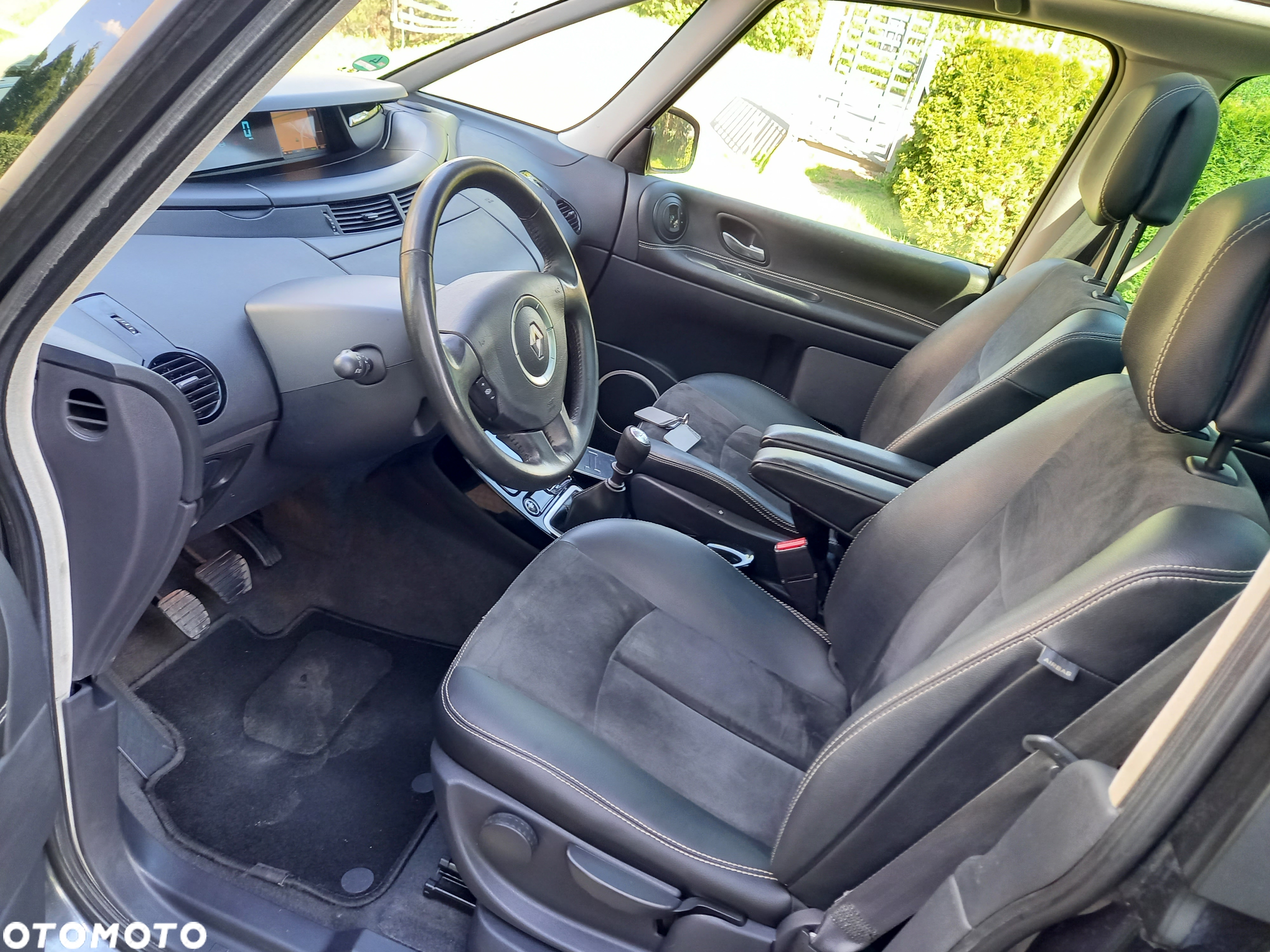 Renault Espace 2.0 dCi FAP Privilege - 19