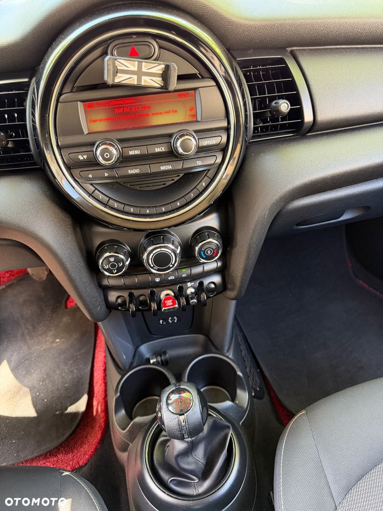 MINI ONE - 19