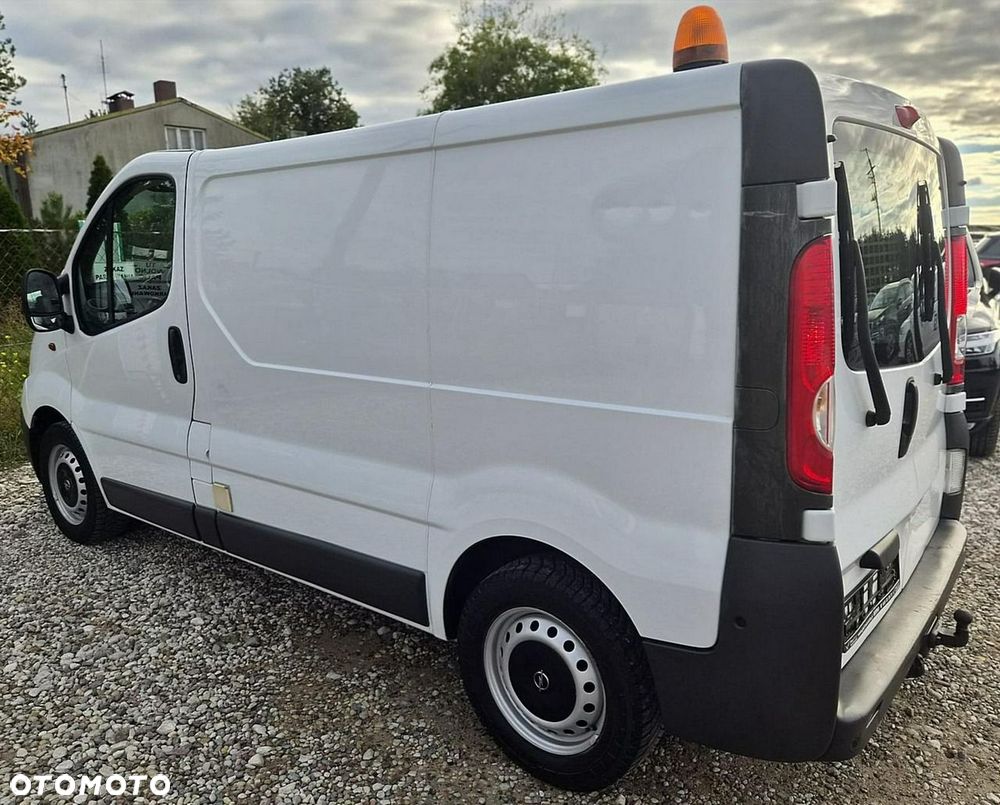 Opel Vivaro - 4