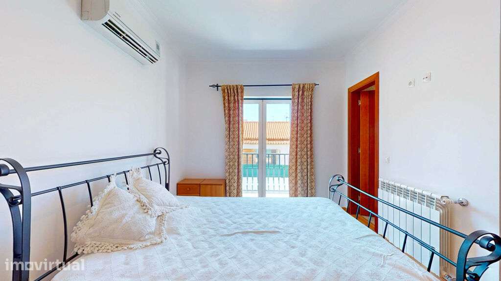 T5 com piscina e jardim em Montemor-o-Novo: conforto e exclusividade - Grande imagem: 4/29