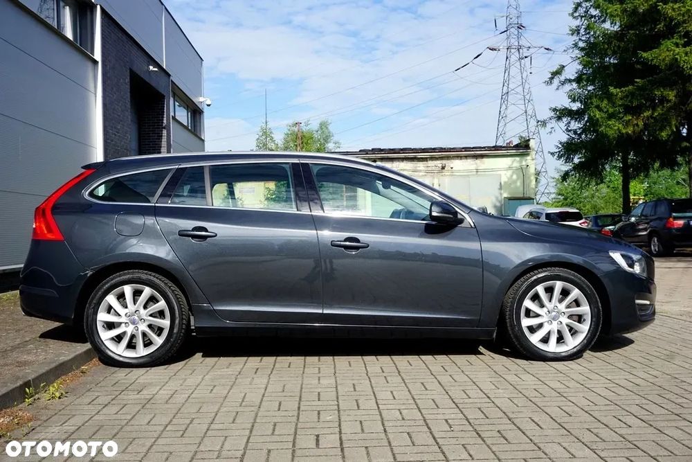 Volvo V60 D4 Drive-E Summum - 12