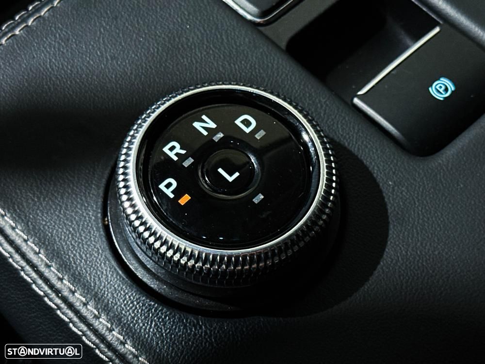 Ford Mustang Mach-E 98.7 kWh Premium AWD - 37