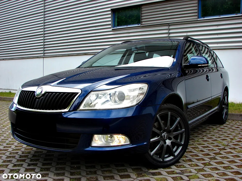 Skoda Octavia 1.6 Combi Advance - 12