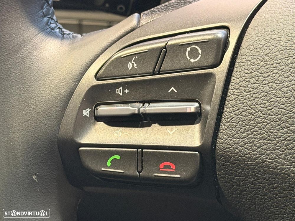 Hyundai i30 1.6 CRDI Comfort+Navi - 20