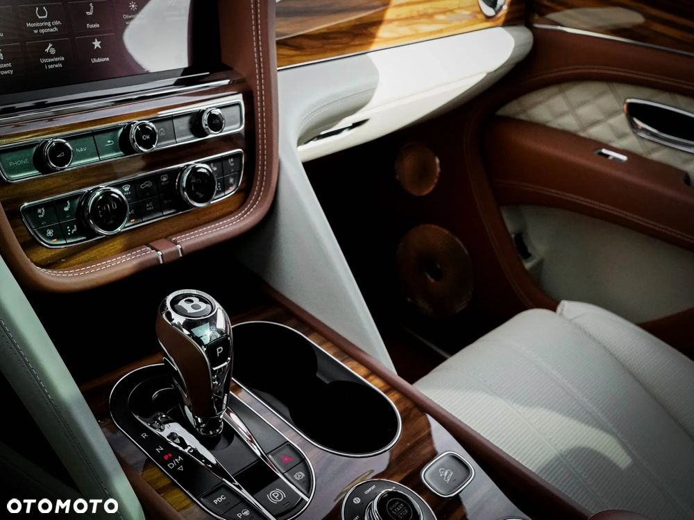 Bentley Bentayga - 15