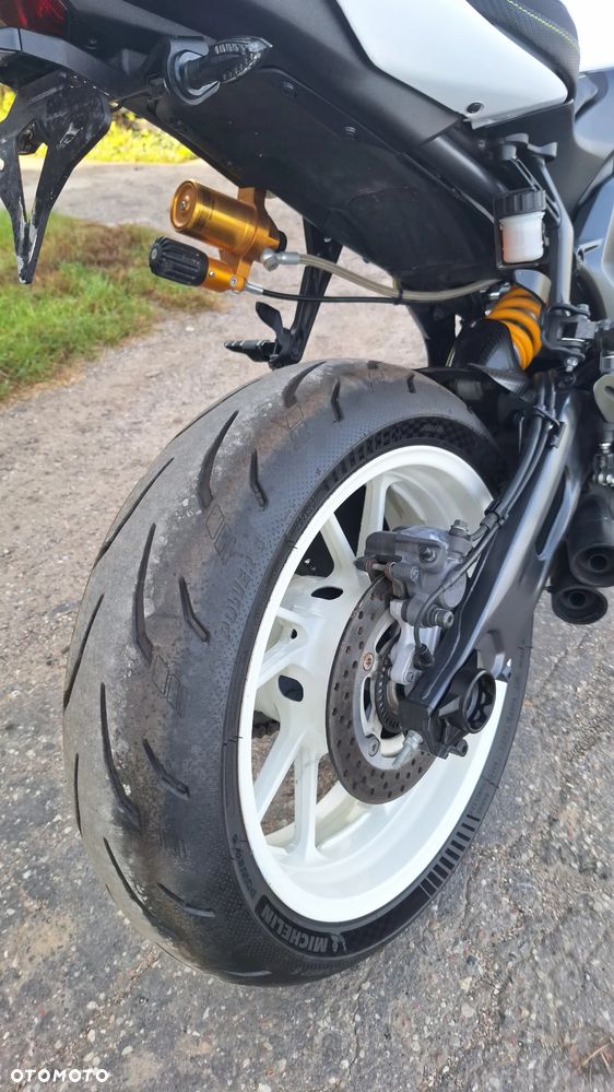 Yamaha R7 - 21