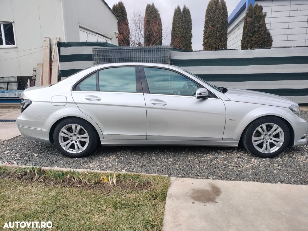 Mercedes-Benz C 180 BlueEFFICIENCY Avantgarde - 12