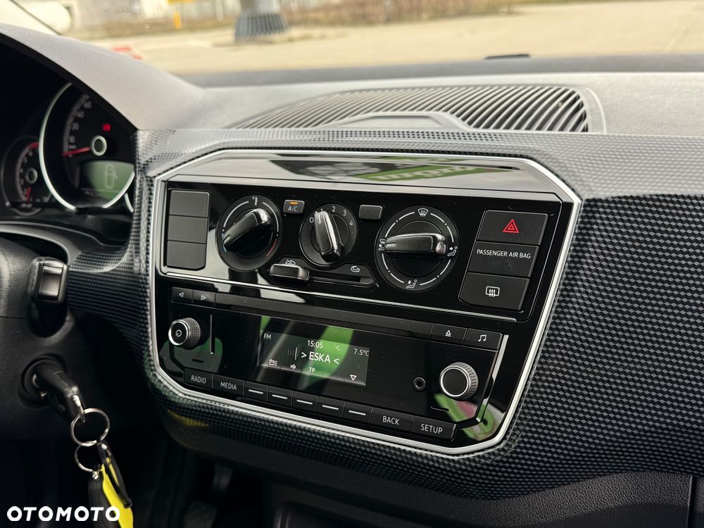 Volkswagen up! 1.0 high - 7