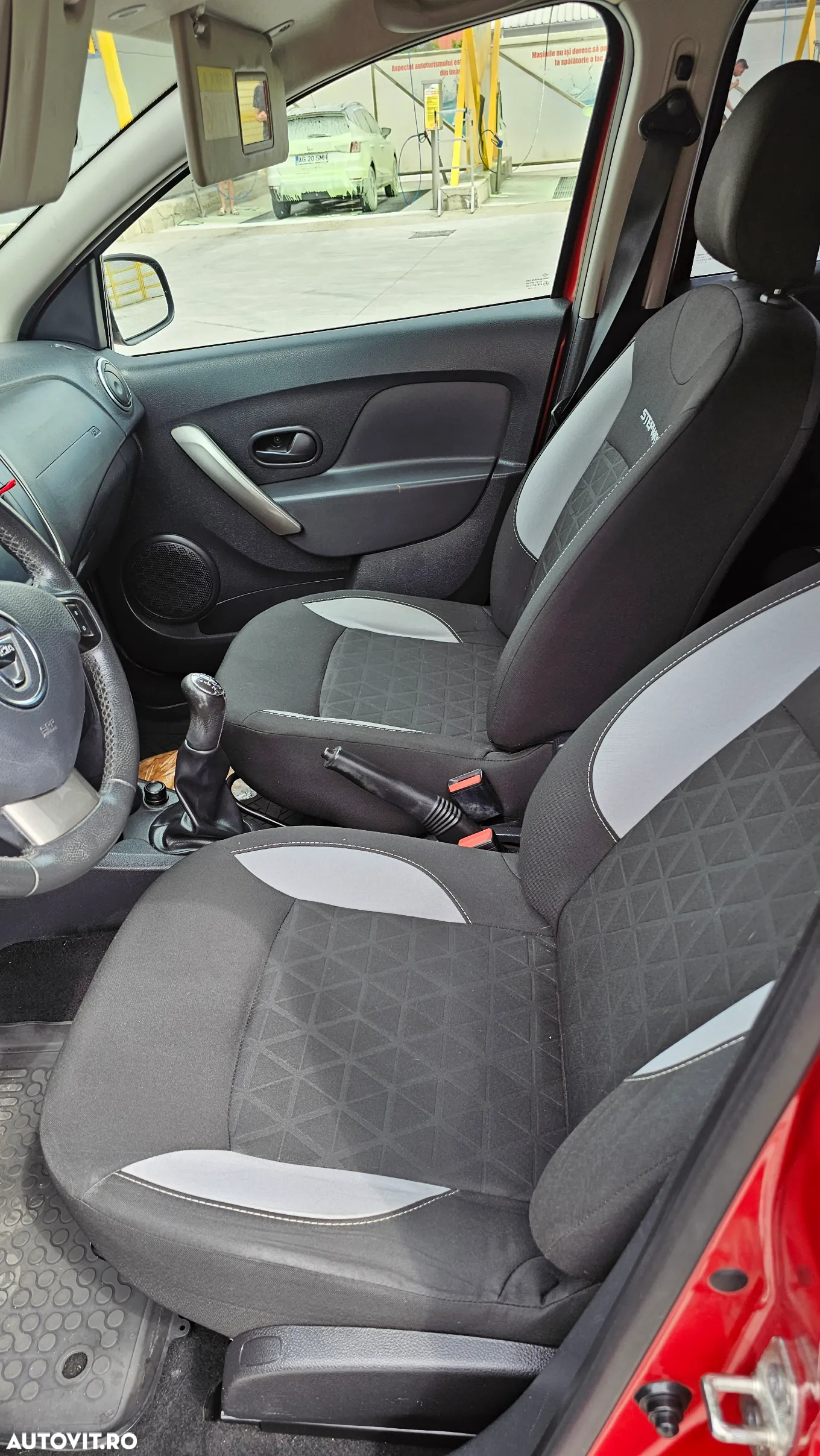 Dacia Sandero 1.5 Blue dCi Laureate - 9