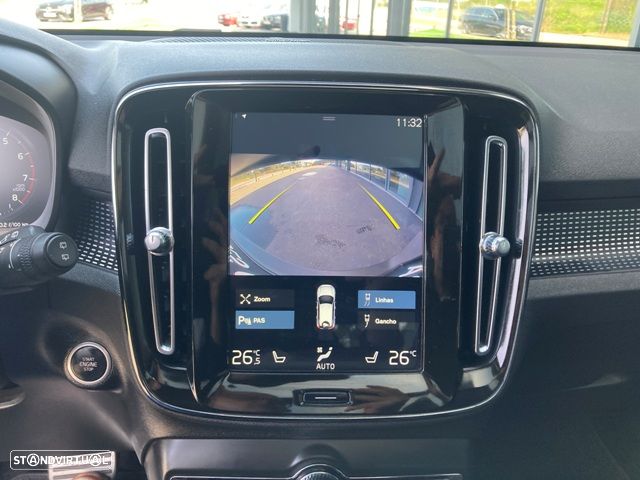 Volvo XC 40 T4 Geartronic R-Design - 24