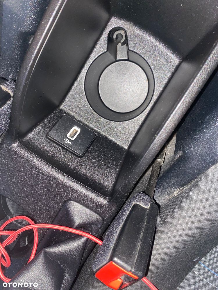 Ford Fiesta - 13
