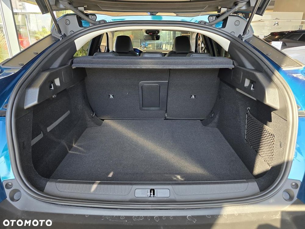 Peugeot 408 - 7