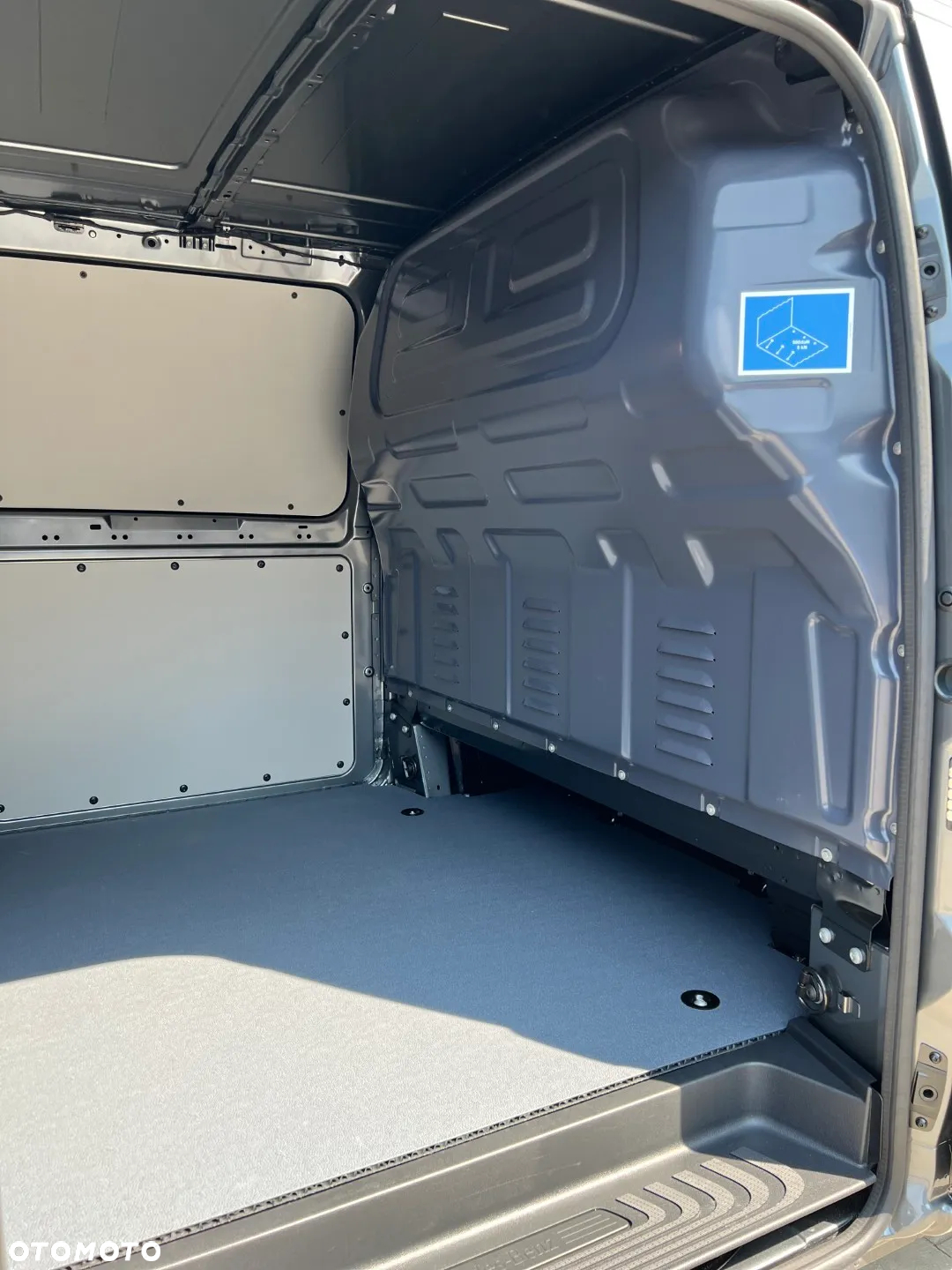 Mercedes-Benz Vito - 24