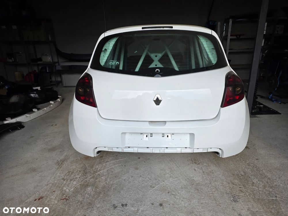 Renault Clio 2.0 16V Sport - 5